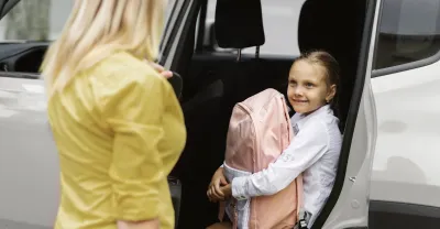 Taxi transport dzieci do szkoły